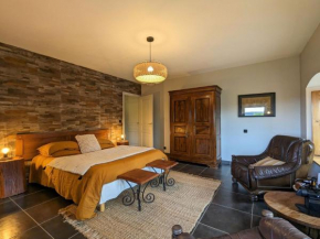 Suite spacieuse avec bien-être, parking, wifi, à Saint-Privat-d'Allier - FR-1-582-491